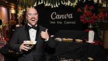 Canva_Cannoli_Station